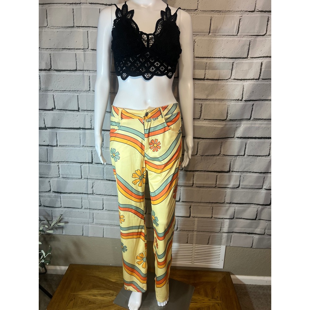 Retro 70s Style Psychedelic Wavy Stripe Daisy Floral Print Pants Yellow Small